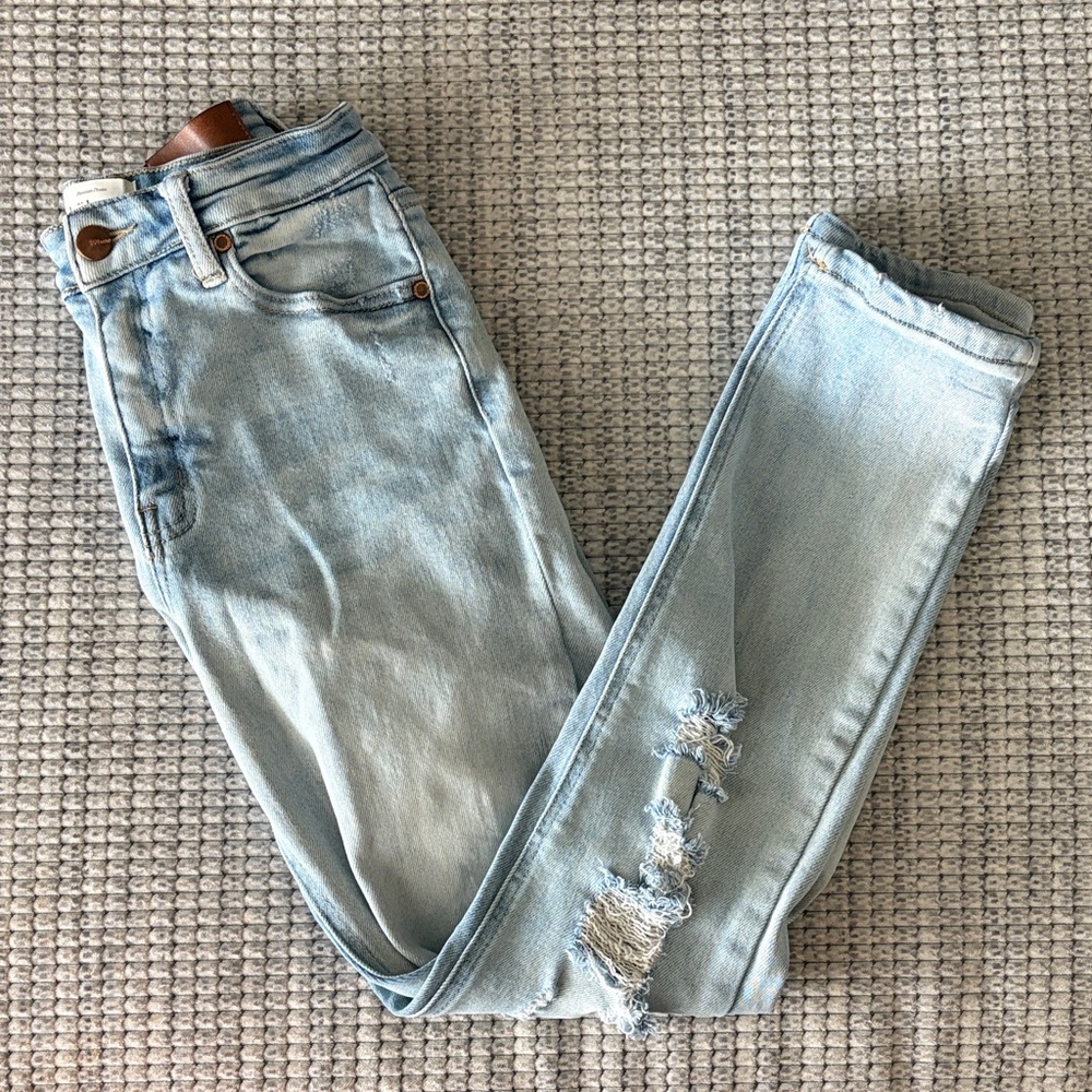 Bohme Light Blue Distressed Women Jeans